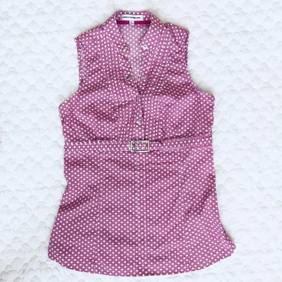 Express sleeveless geometric blouse - Picture 1 of 8